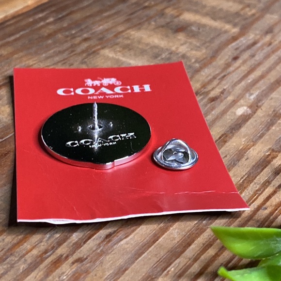 Coach Cute Yellow Emoji Sticking His Tongue Out with X for Eyes Enamel Pin 😝 - Picture 8 of 11